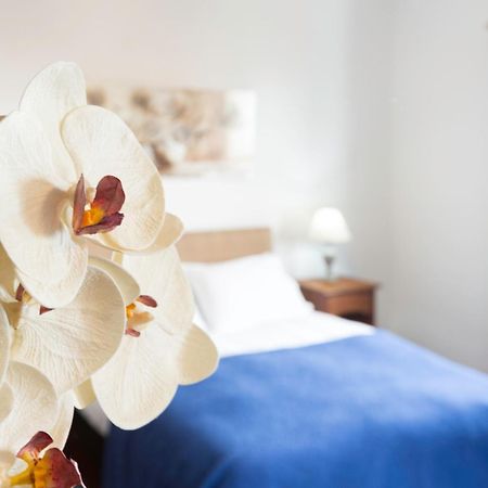 Charming Apartments In Funchal - Sao Goncalo Bilik gambar