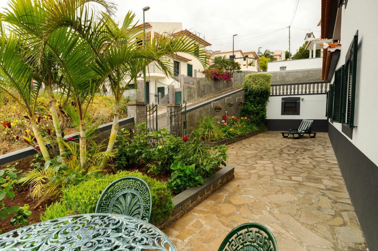 Charming Apartments In Funchal - Sao Goncalo Bilik gambar