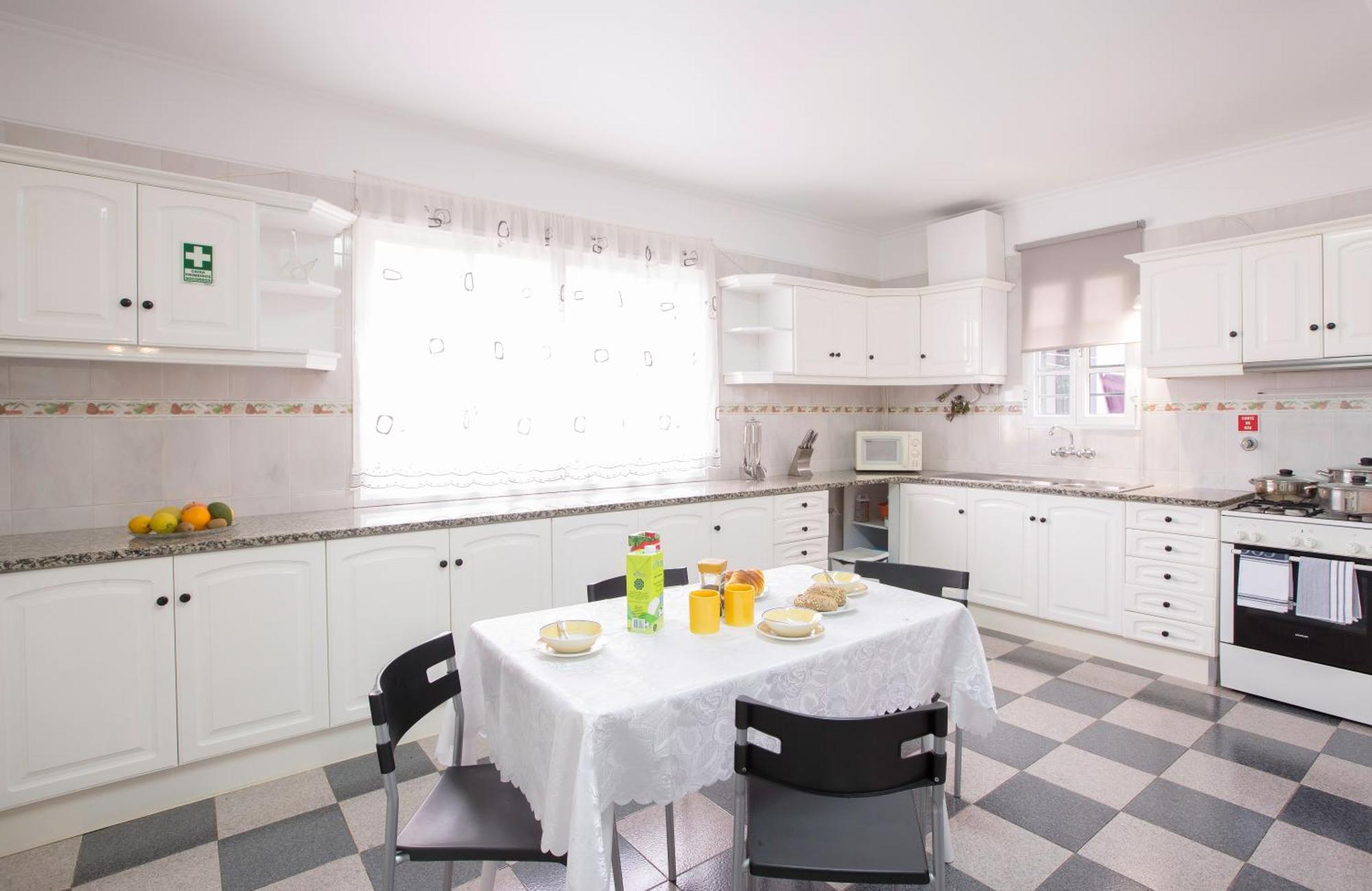 Charming Apartments In Funchal - Sao Goncalo Bilik gambar