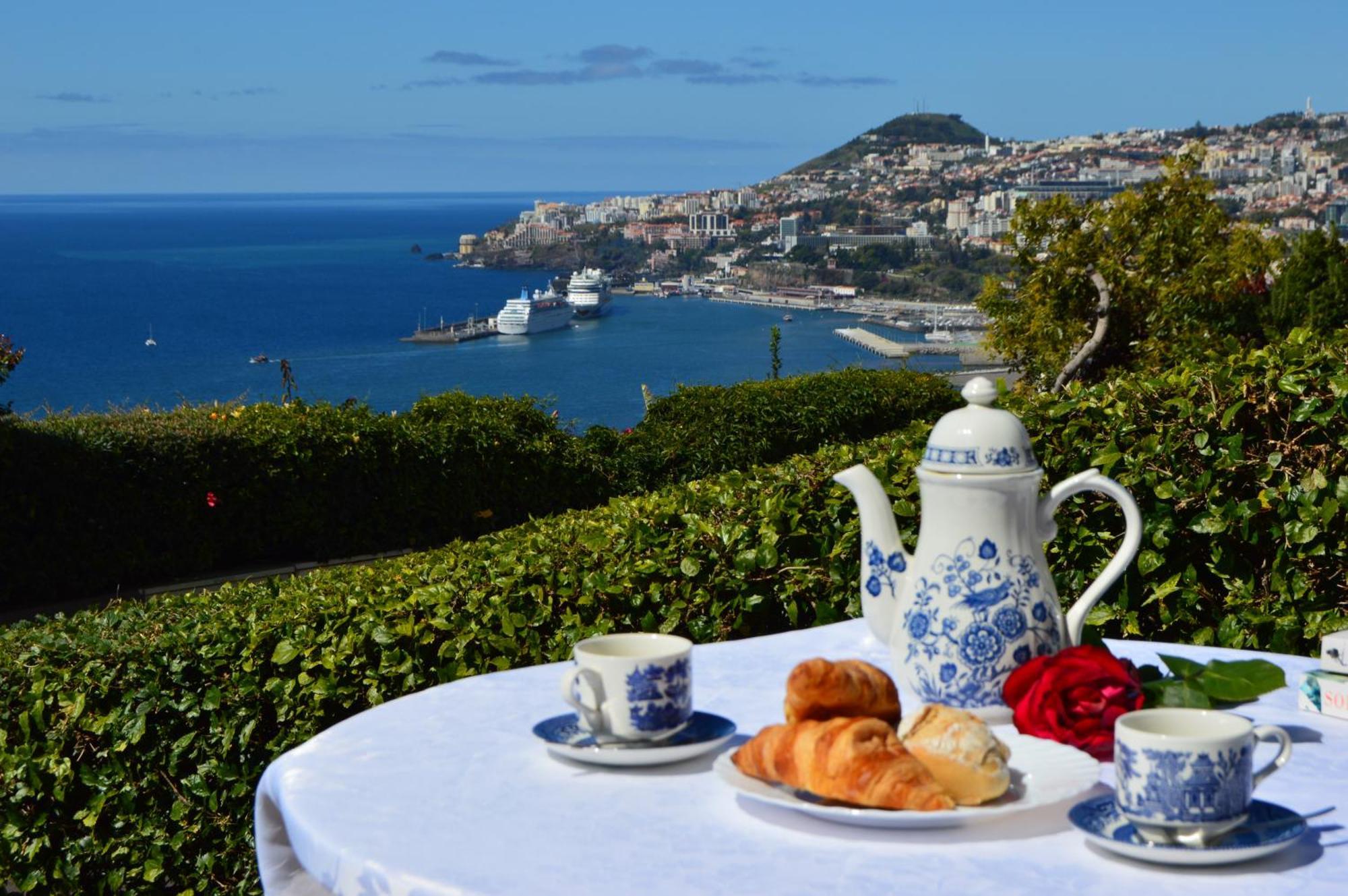 Charming Apartments In Funchal - Sao Goncalo Bilik gambar