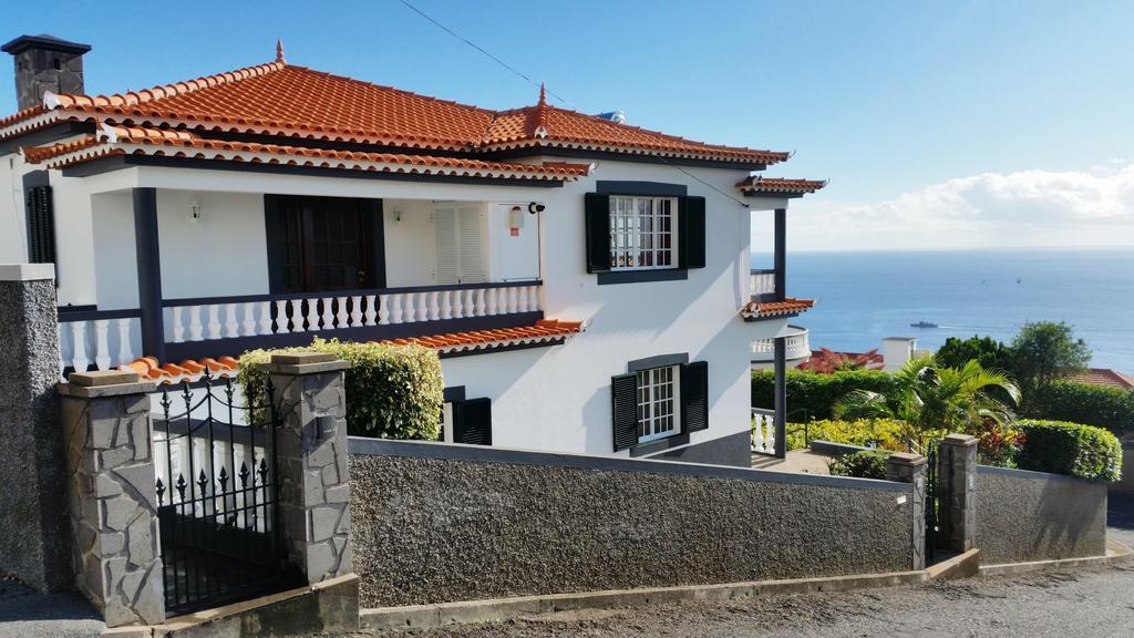 Charming Apartments In Funchal - Sao Goncalo Luaran gambar