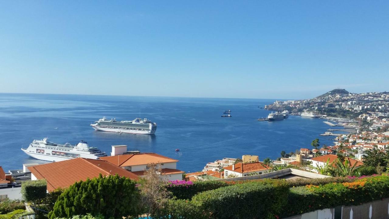 Charming Apartments In Funchal - Sao Goncalo Luaran gambar